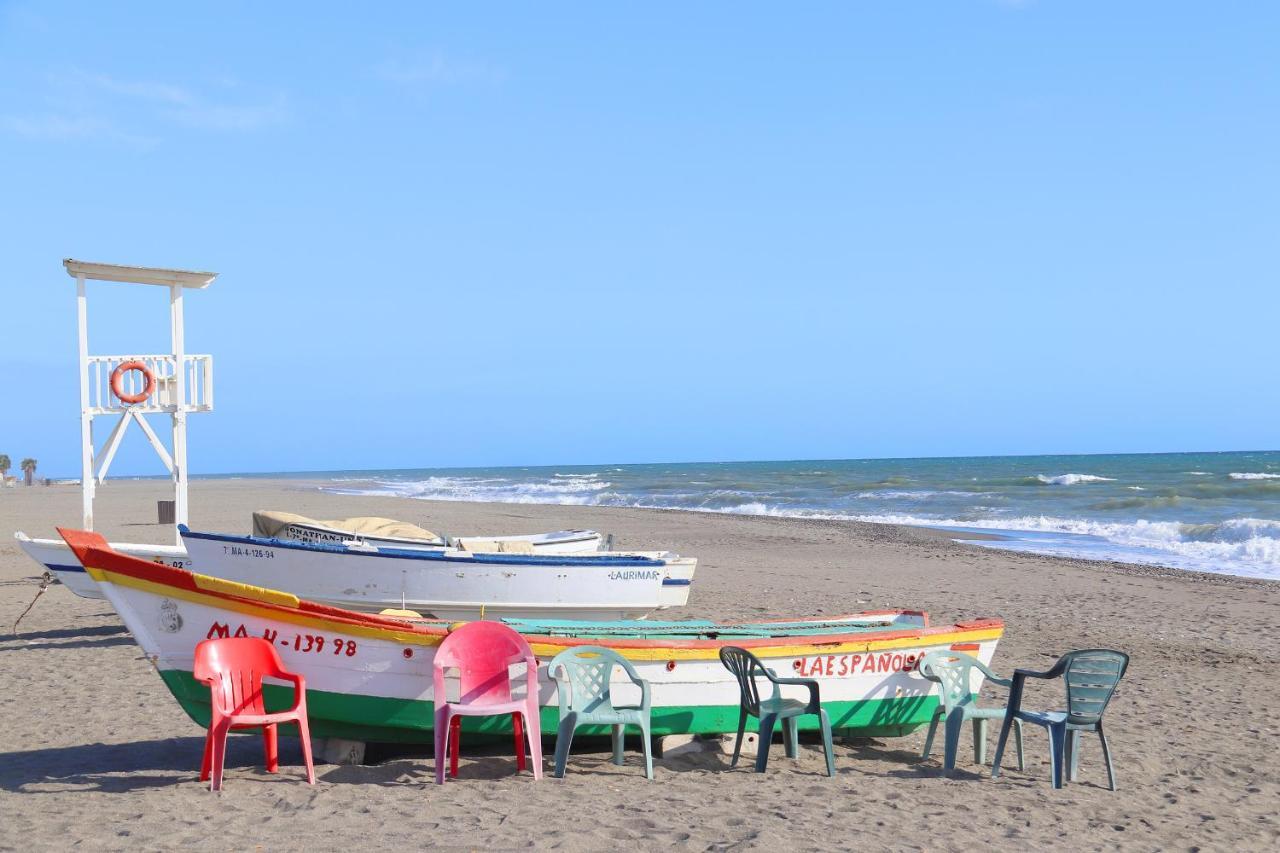 Hostal La Estacion Benajarafe Dış mekan fotoğraf