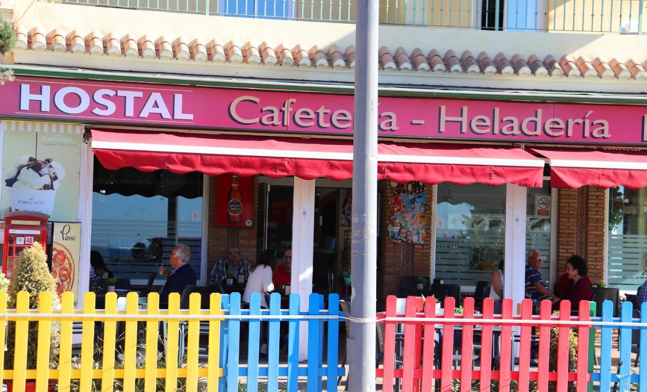 Hostal La Estacion Benajarafe Dış mekan fotoğraf